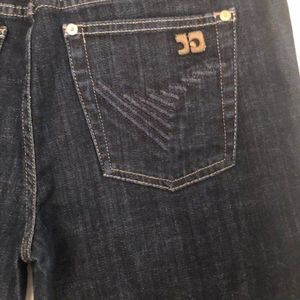 Joe's Jeans in great condition. Fit: Muse (low-rise, boot cut).